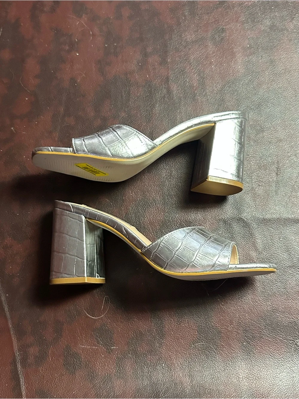 STEVE MADDEN Alaya Silver Croc-Embossed heeled slides